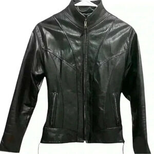 Walter Dyer Is Leather, Ladies Ali-Oops.  Pre-Owned in Excellent condition.